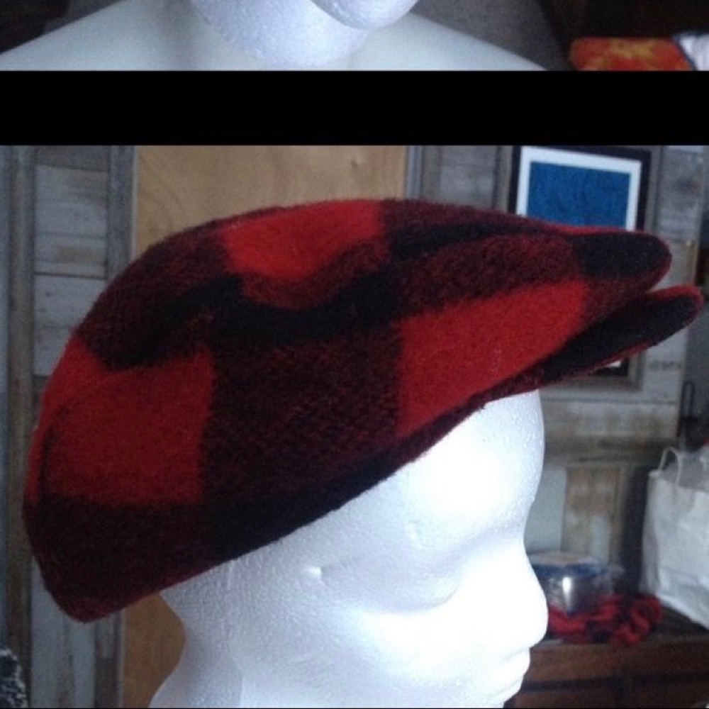 GRAND PRIX WOOL NEWSBOY BUFFALO PLAID HAT (G)